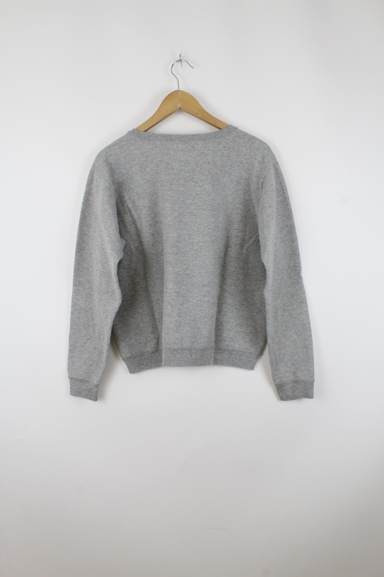 Basic Sweater - M