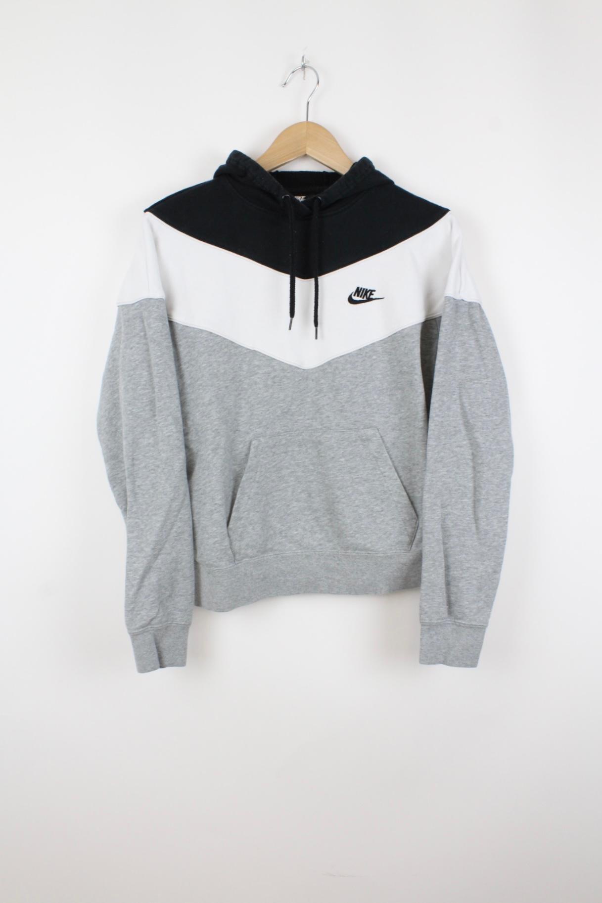 Nike Hoodie Grau - S
